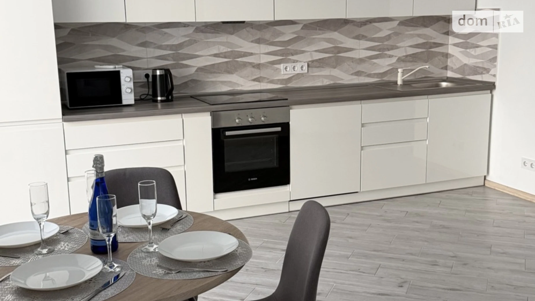 Сдается в аренду 1-комнатная квартира 44 кв. м в, цена: 400 $ - фото 2