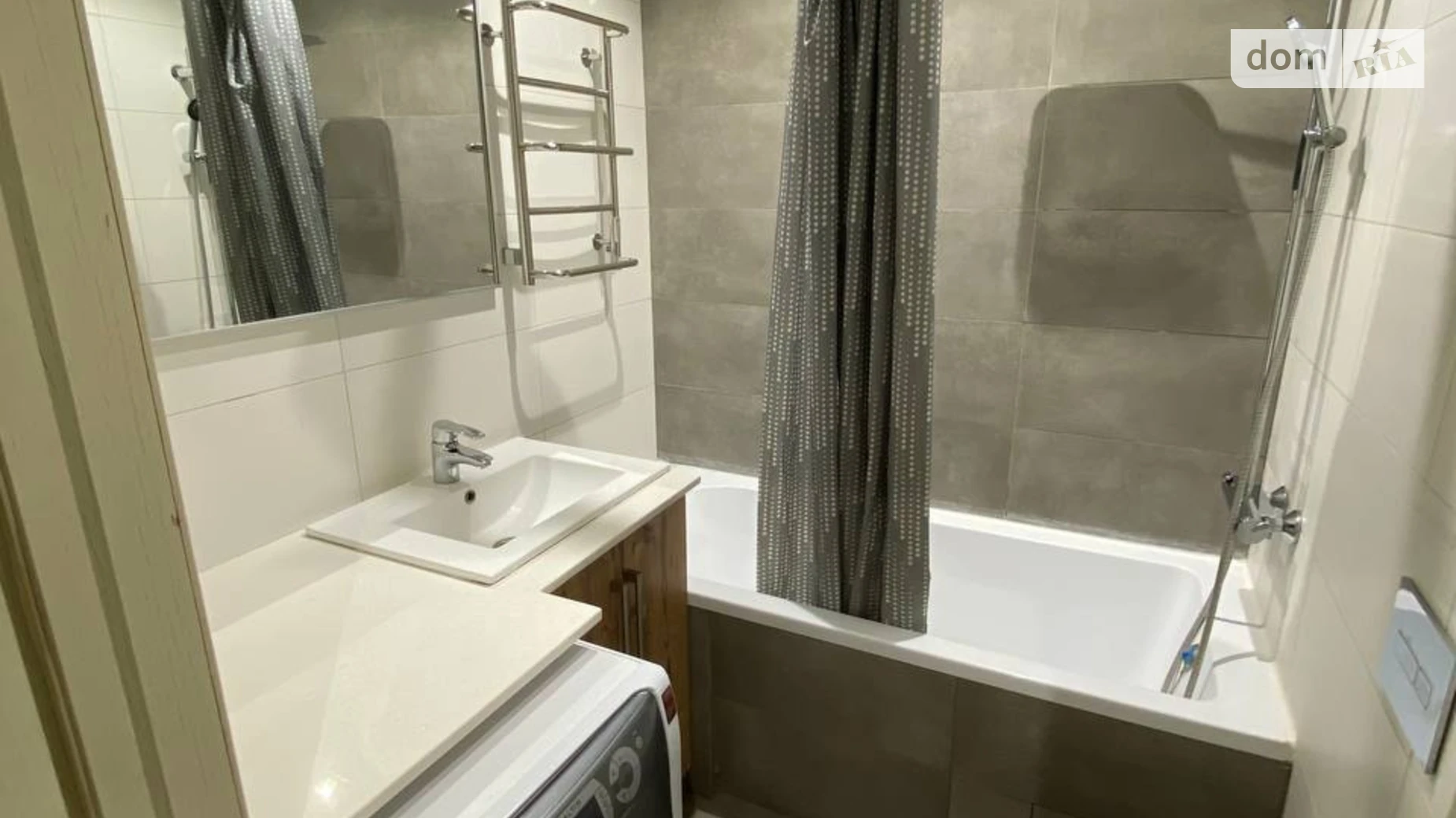 Продается 1-комнатная квартира 46.5 кв. м в Харькове, ул. Рогатинская Левада, 18 - фото 2