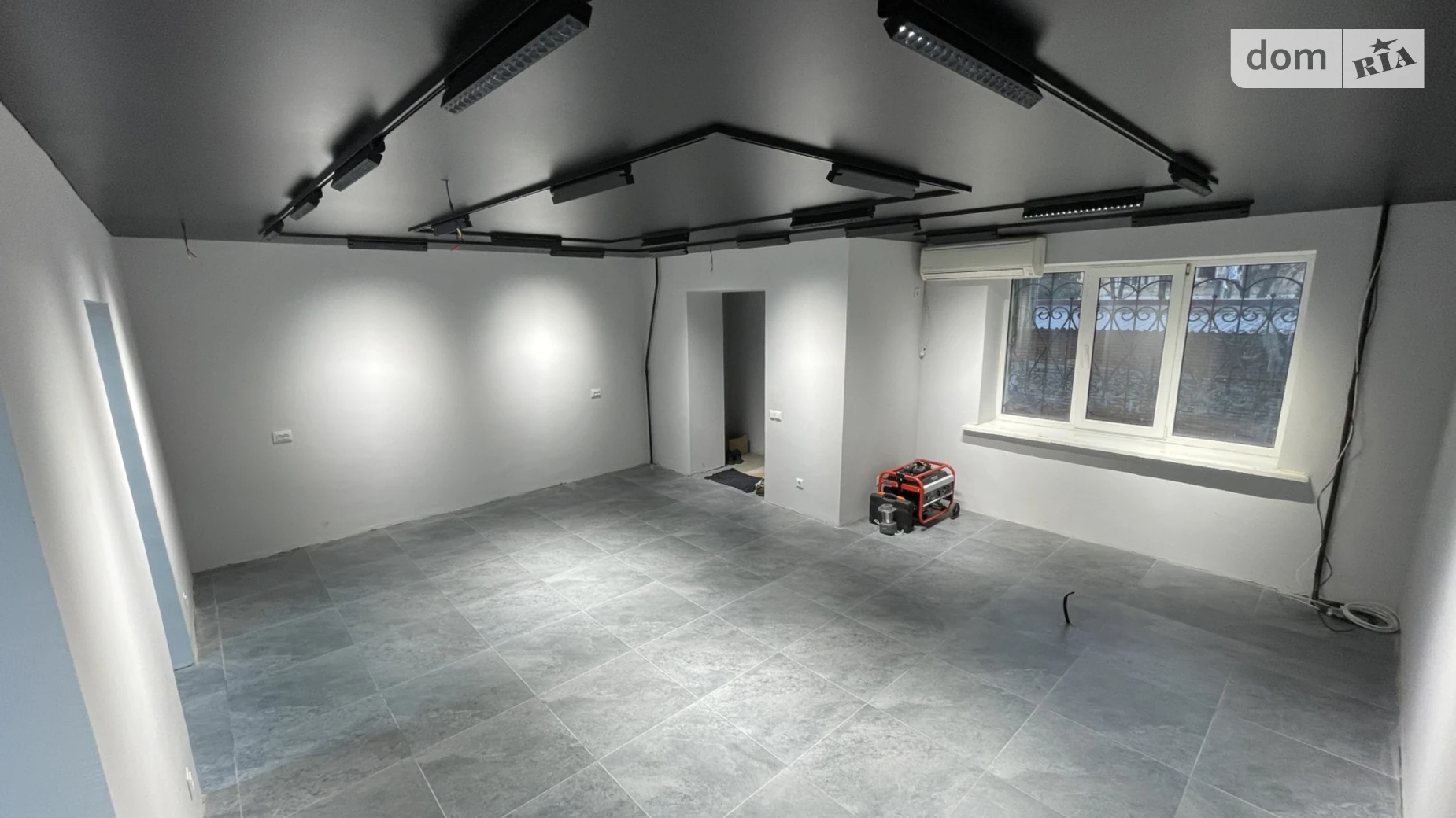 Сдается в аренду помещения свободного назначения 62.7 кв. м в 5-этажном здании, цена: 59565 грн - фото 4