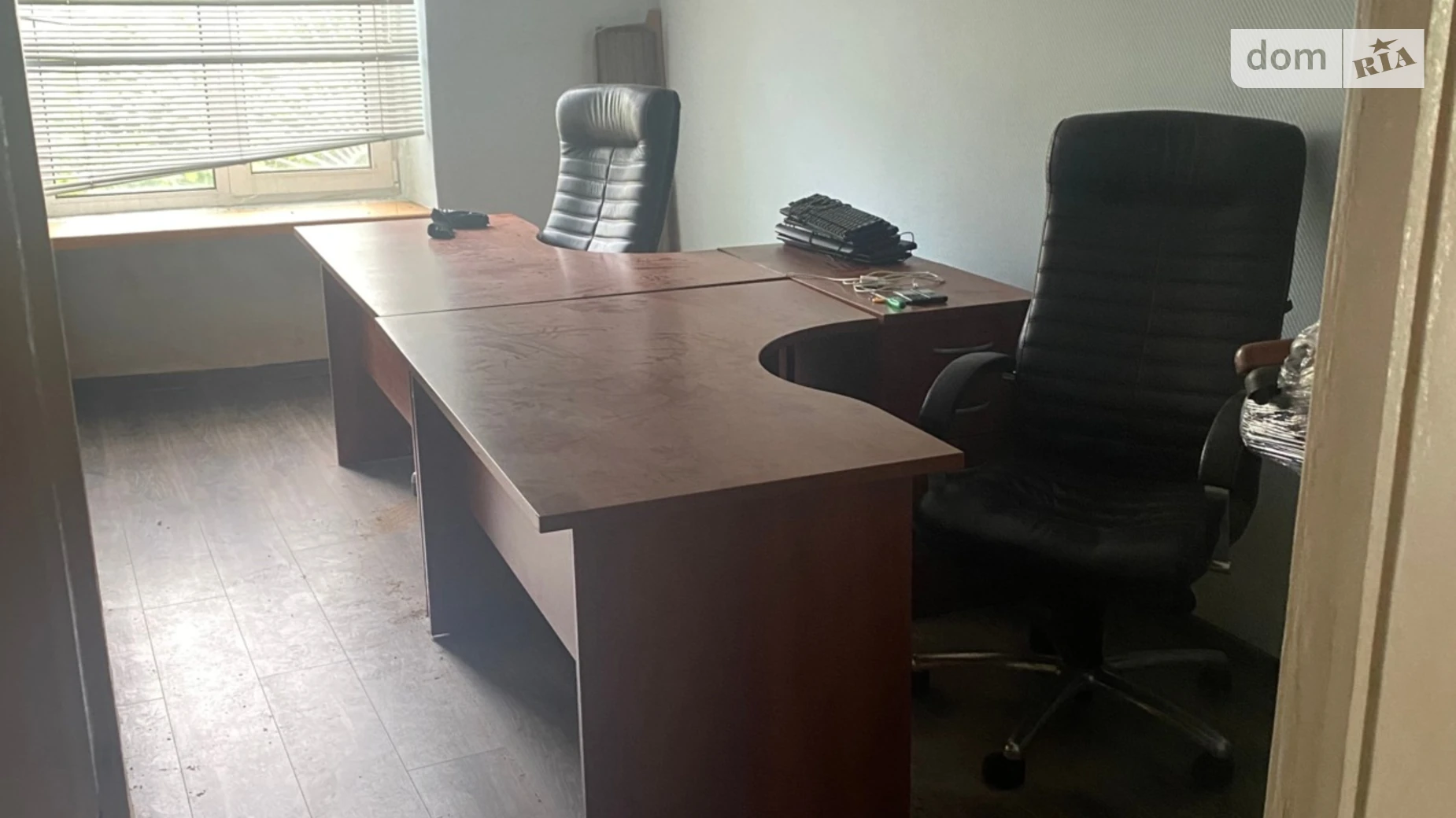 Сдается в аренду офис 29.2 кв. м в бизнес-центре, цена: 8176 грн - фото 3