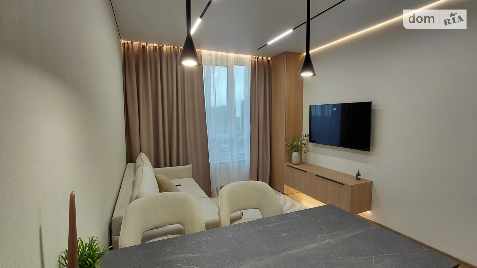 Продается 1-комнатная квартира 37 кв. м в Киеве, ул. Ивана Выговского(Маршала Гречко), 40/12 - фото 2