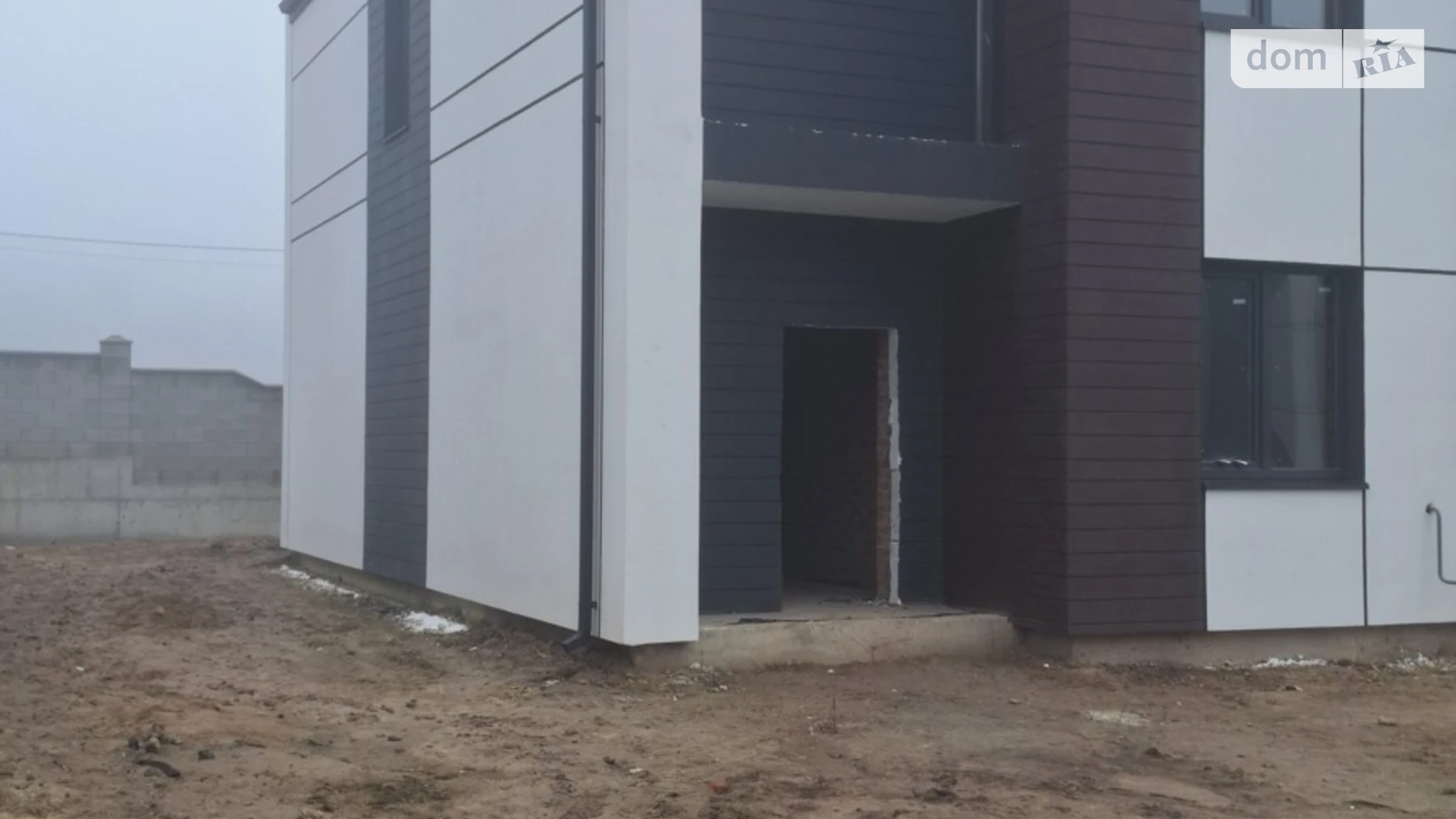 мас. Макарова Авторынок Ровно, цена: 65000 $ - фото 3