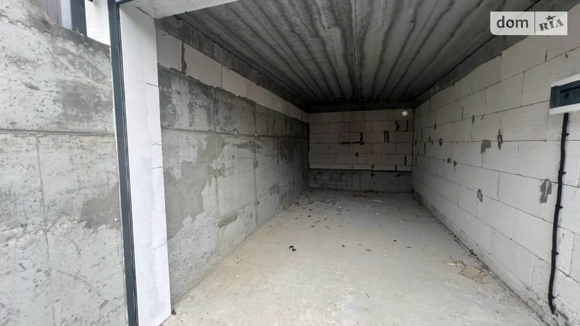 Продается отдельно стоящий гараж под легковое авто на 16.4 кв. м, цена: 19000 $ - фото 2