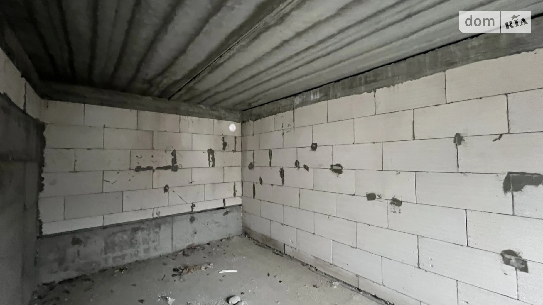 Продается отдельно стоящий гараж под легковое авто на 16.4 кв. м, цена: 19000 $ - фото 3