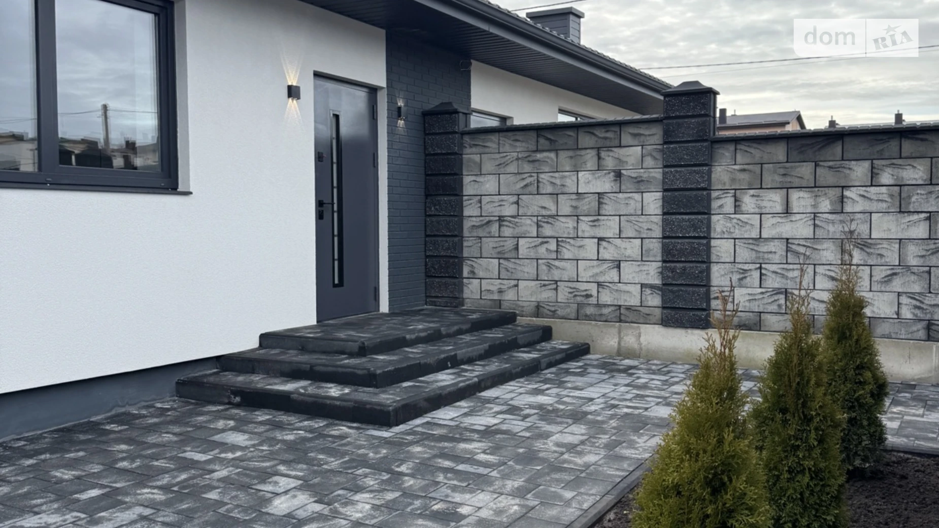 мас. Макарова Ювилейный Ровно, цена: 115000 $ - фото 2