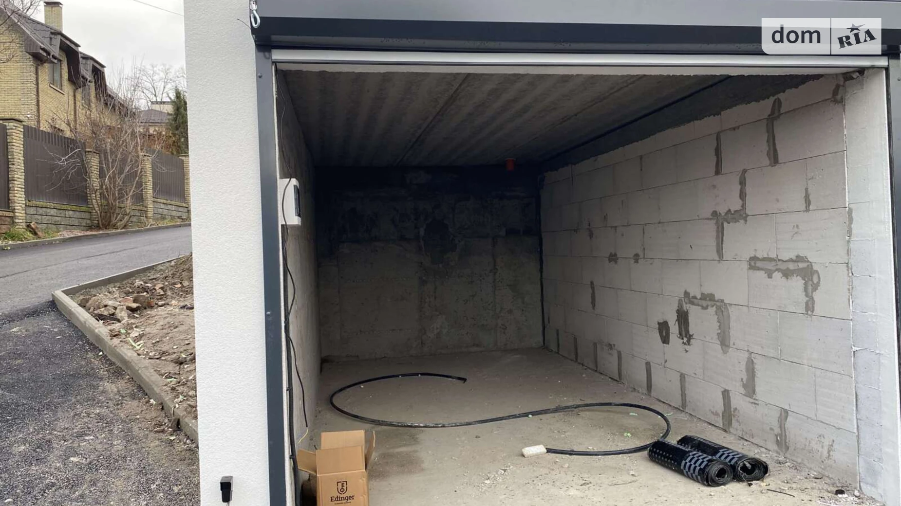 Продается отдельно стоящий гараж под легковое авто на 17.1 кв. м, цена: 19000 $ - фото 3