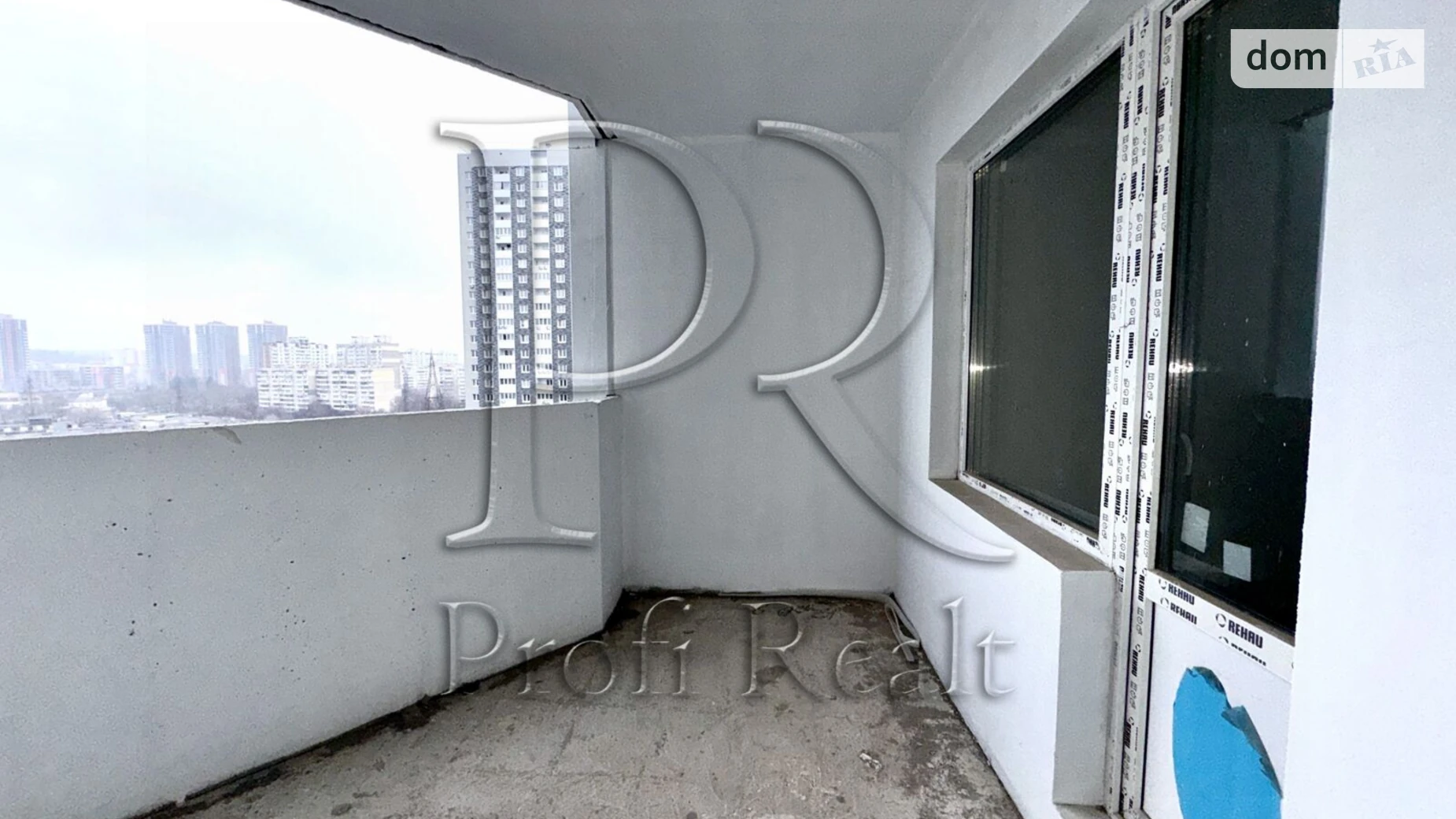 Продається 2-кімнатна квартира 77.1 кв. м у Києві, вул. Коноплянська, 22Б - фото 2