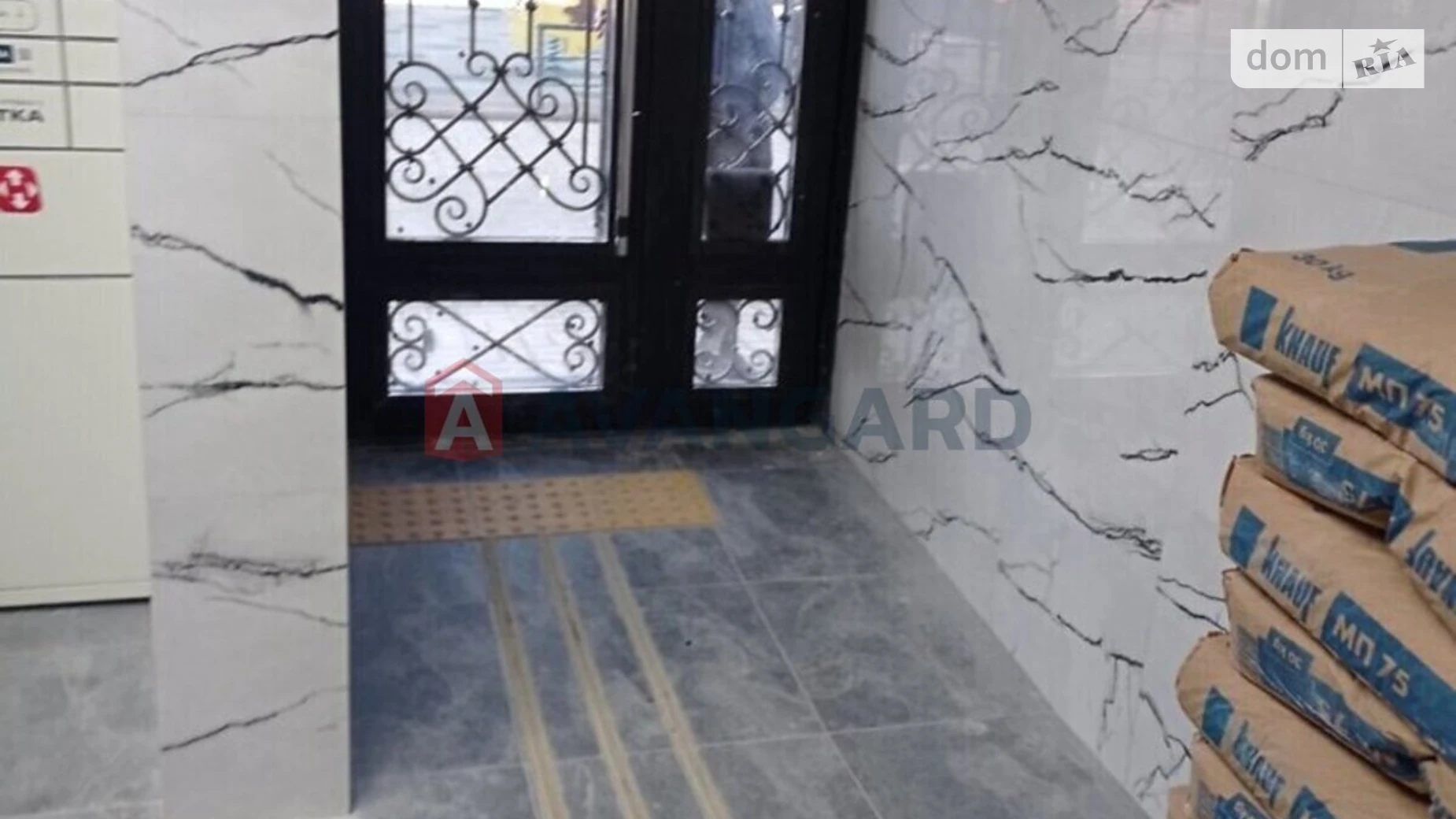 Продается 2-комнатная квартира 68.6 кв. м в Хмельницком, ул. Свободы, 10А - фото 3