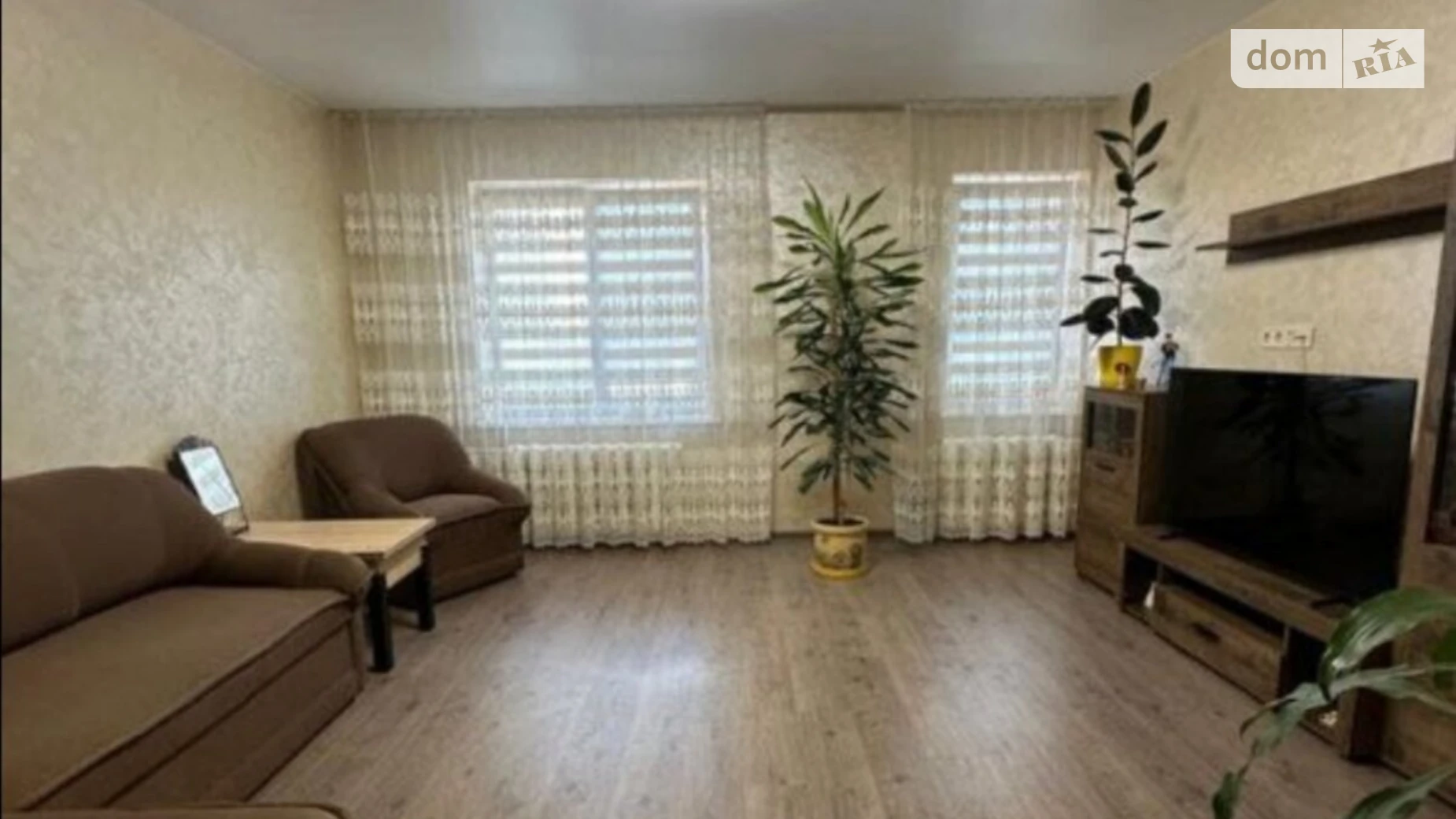 2-кімнатна квартира 67 кв. м у Луцьку, вул. Конякіна, 6А - фото 2