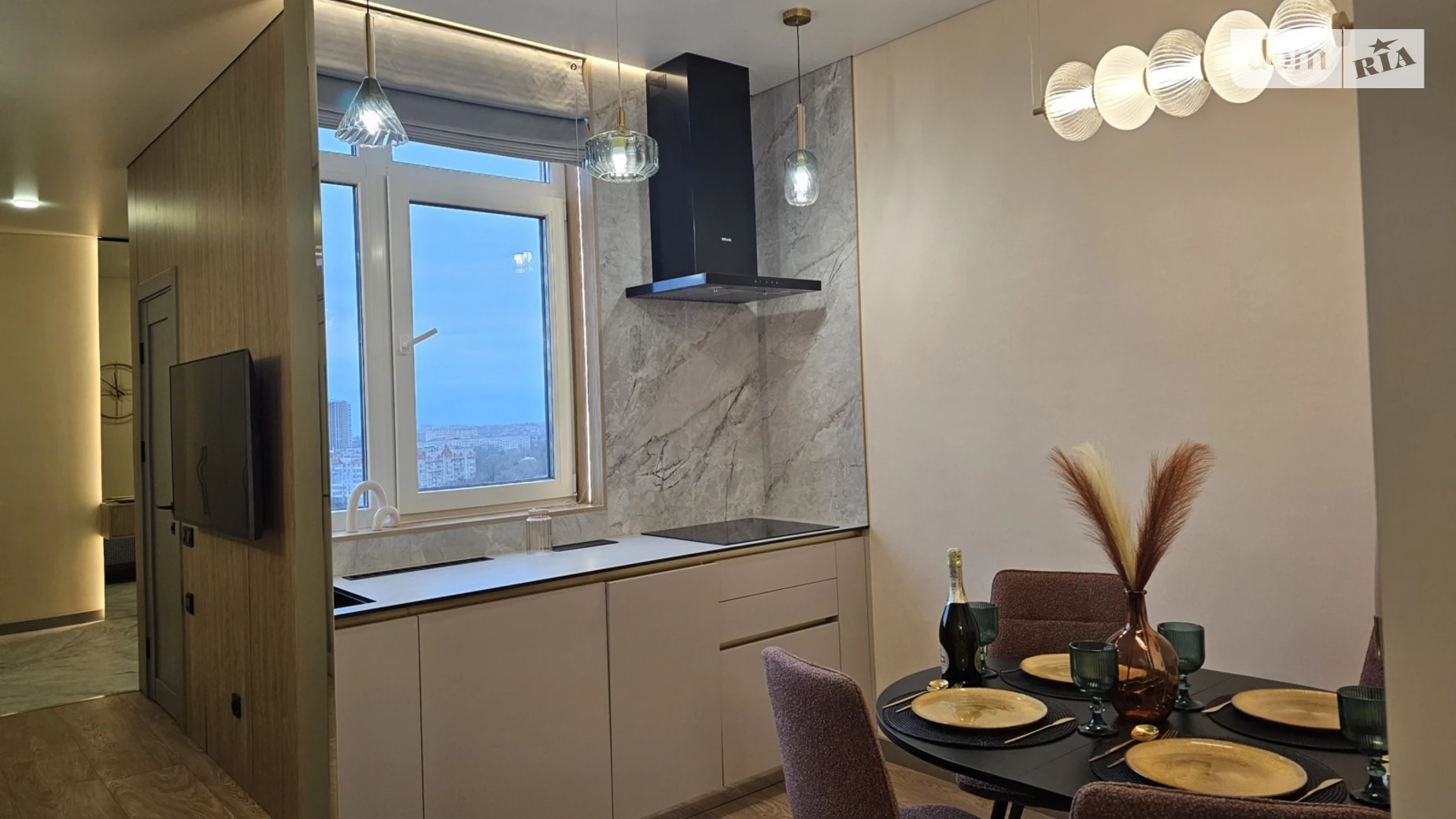 Продається 2-кімнатна квартира 65 кв. м у Одесі, вул. Краснова - фото 2