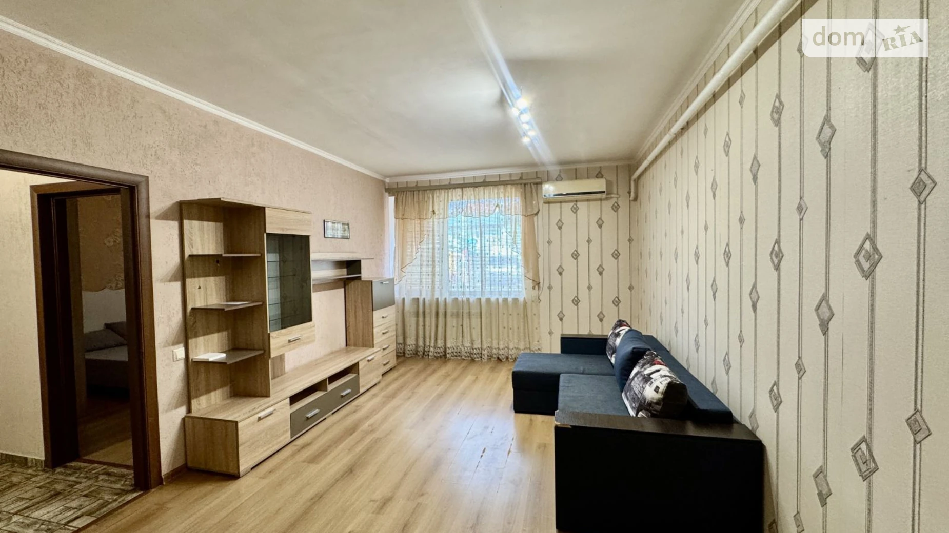 Продается 1-комнатная квартира 46.7 кв. м в Гостомеле, ул. Молодежная, 11В/1 - фото 4