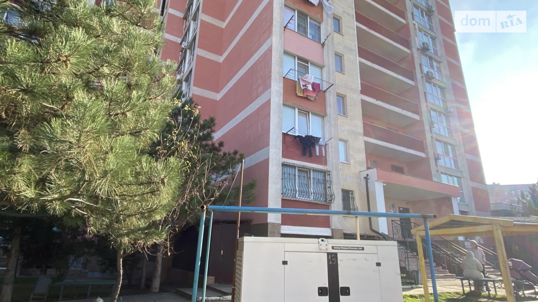 Продается 3-комнатная квартира 80 кв. м в Черноморске, ул. Защитников Украины(1 Мая), 19 - фото 3