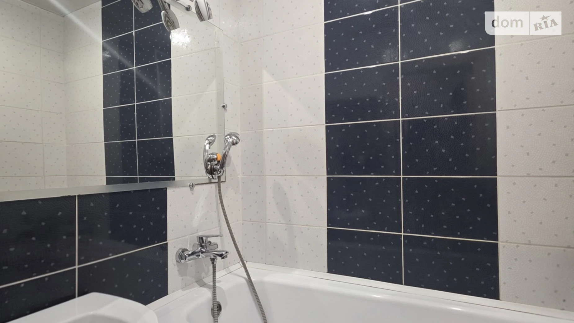 Продается 2-комнатная квартира 52.5 кв. м в Каменском, просп. Металлургов - фото 4