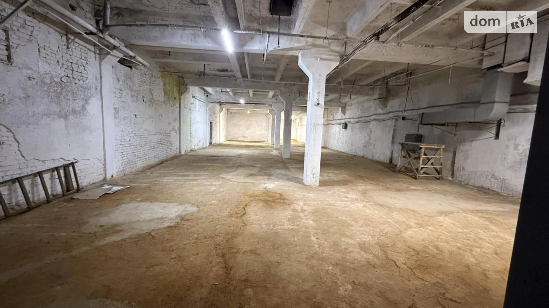 Сдается в аренду помещения свободного назначения 580 кв. м в 1-этажном здании, цена: 63800 грн - фото 2