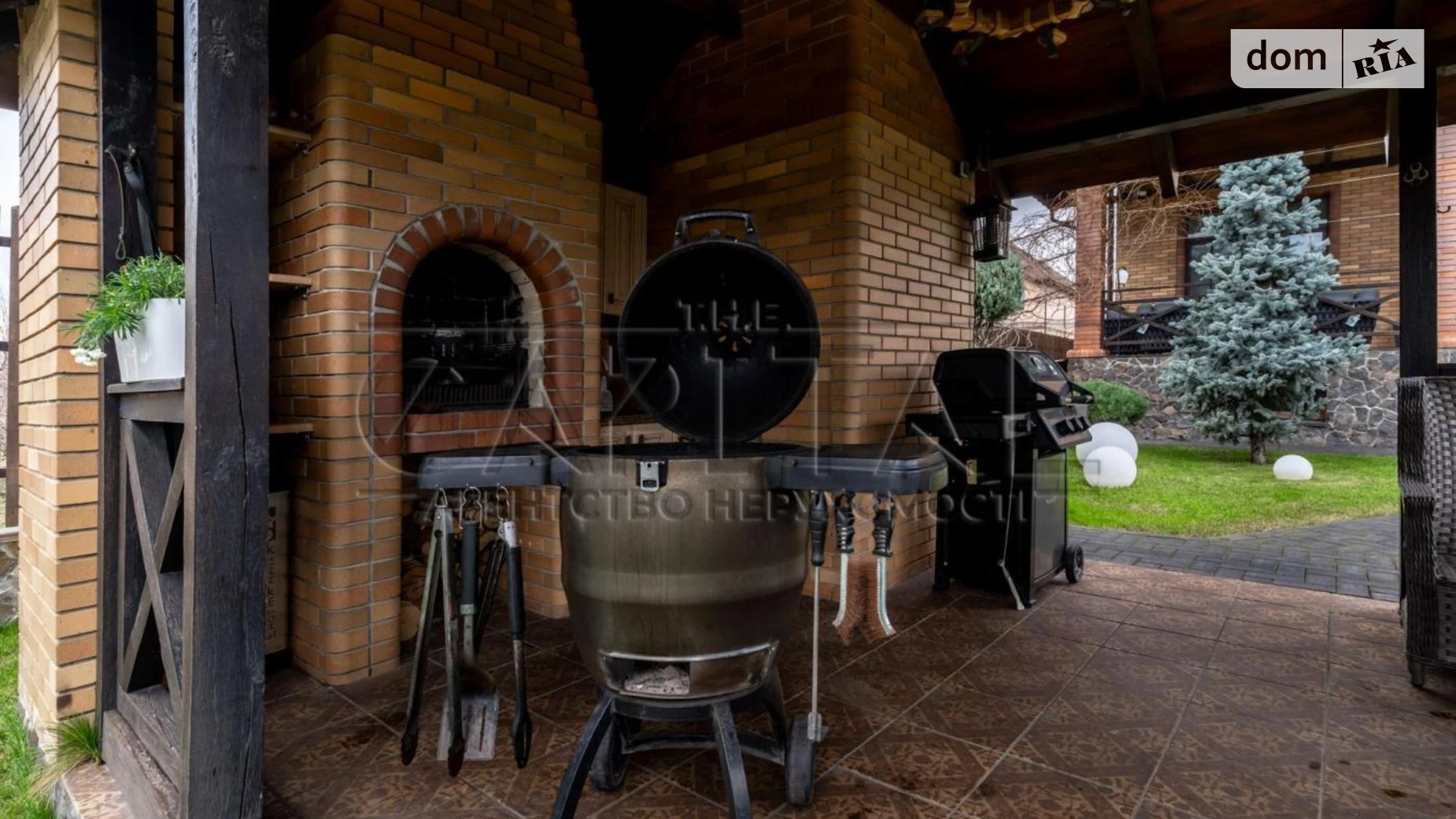 Продается дом на 3 этажа 564 кв. м с мебелью, цена: 600000 $ - фото 4