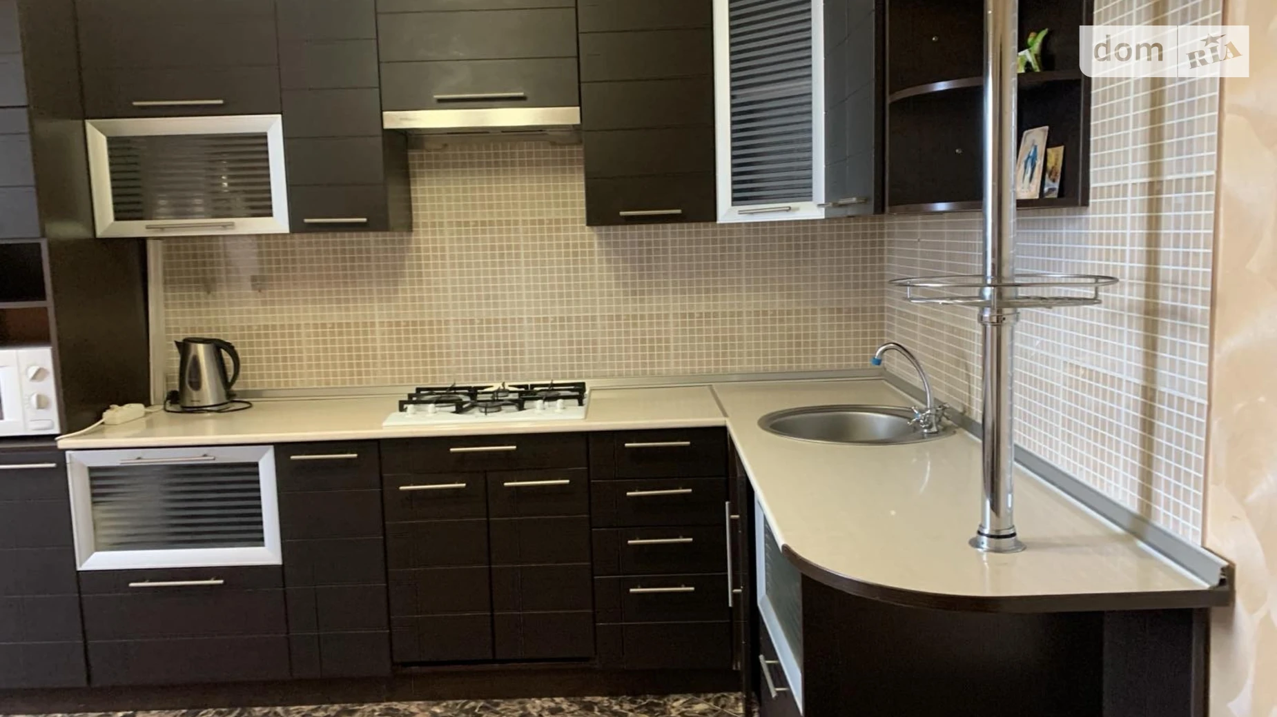 1-комнатная квартира 53.5 кв. м в Тернополе, ул. Киевская, 11А - фото 3