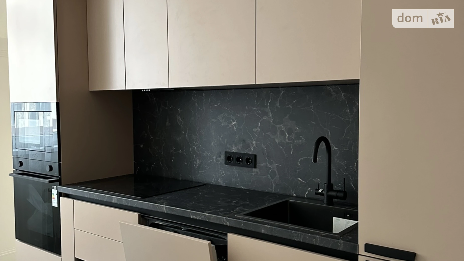 Продается 2-комнатная квартира 65 кв. м в Одессе, ул. Краснова - фото 2