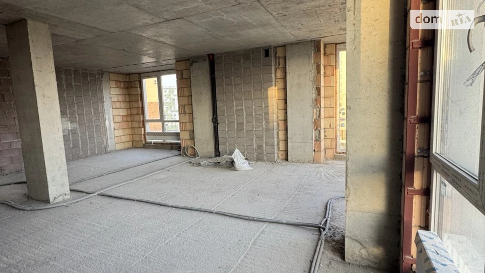 Продается 2-комнатная квартира 56.8 кв. м в Крыжановка, ул. Марсельская - фото 3