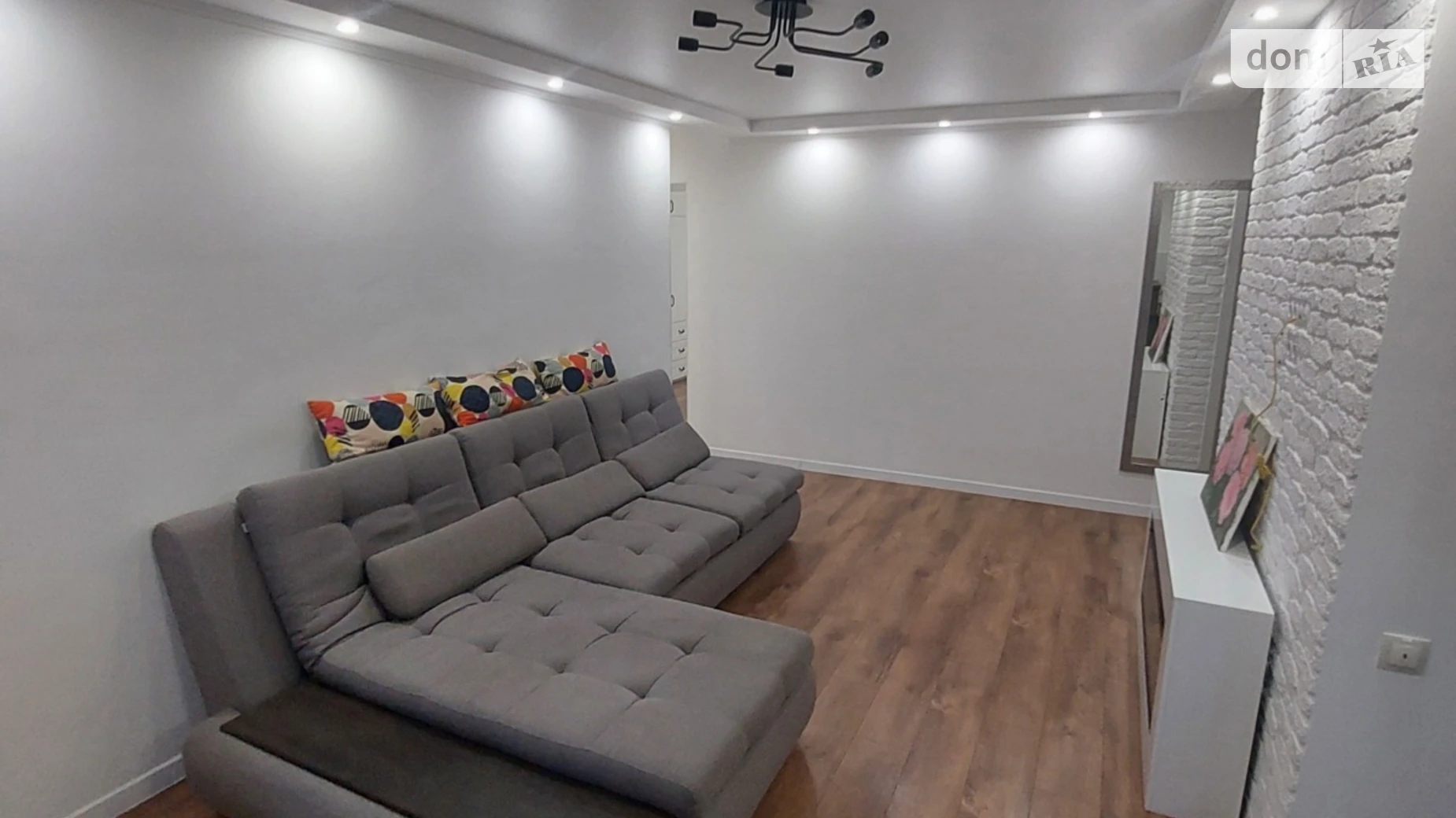 Продается 2-комнатная квартира 56.1 кв. м в Николаеве, ул. Гонгадзе Георгия, 7 - фото 4