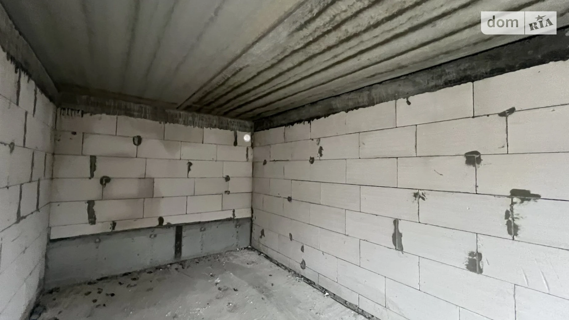 Продается отдельно стоящий гараж под легковое авто на 16.8 кв. м, цена: 19000 $ - фото 3