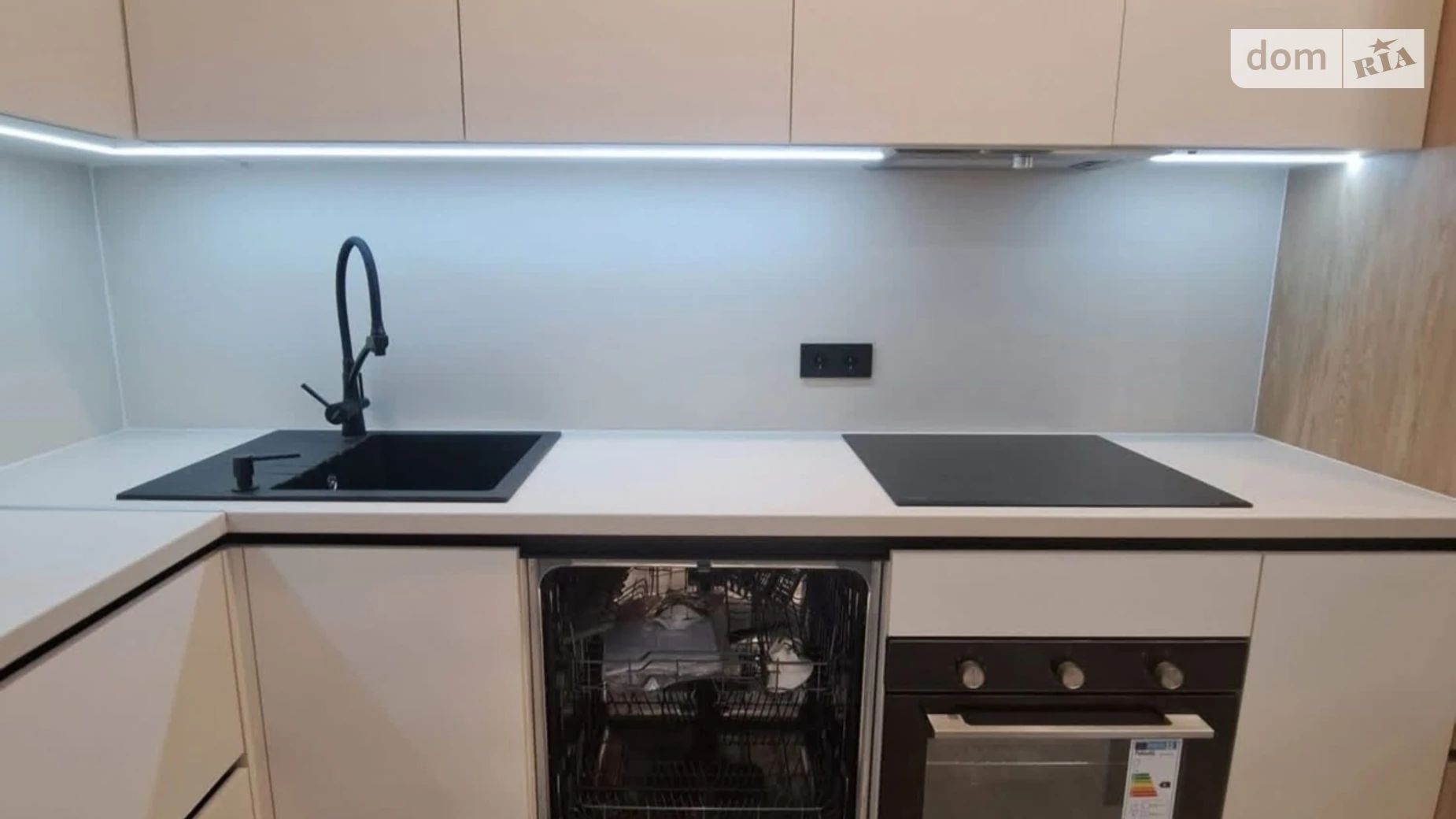 Здається в оренду 1-кімнатна квартира 67 кв. м у Ужгороді, вул. Загорська - фото 3