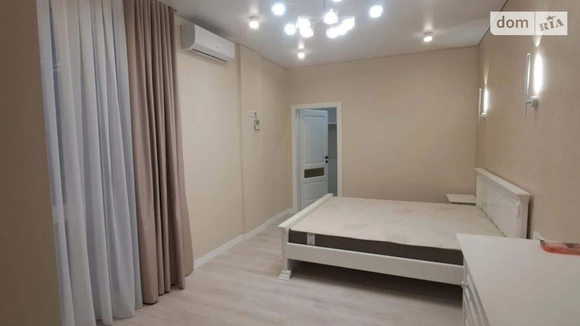 Здається в оренду 1-кімнатна квартира 67 кв. м у Ужгороді, вул. Загорська - фото 4