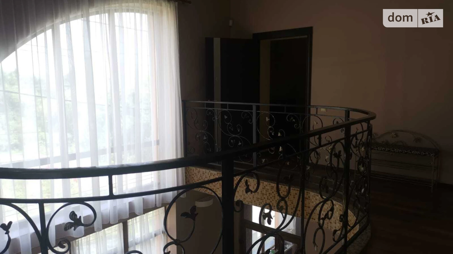 Сдается в аренду дом на 2 этажа 165 кв. м с беседкой, цена: 1200 € - фото 3