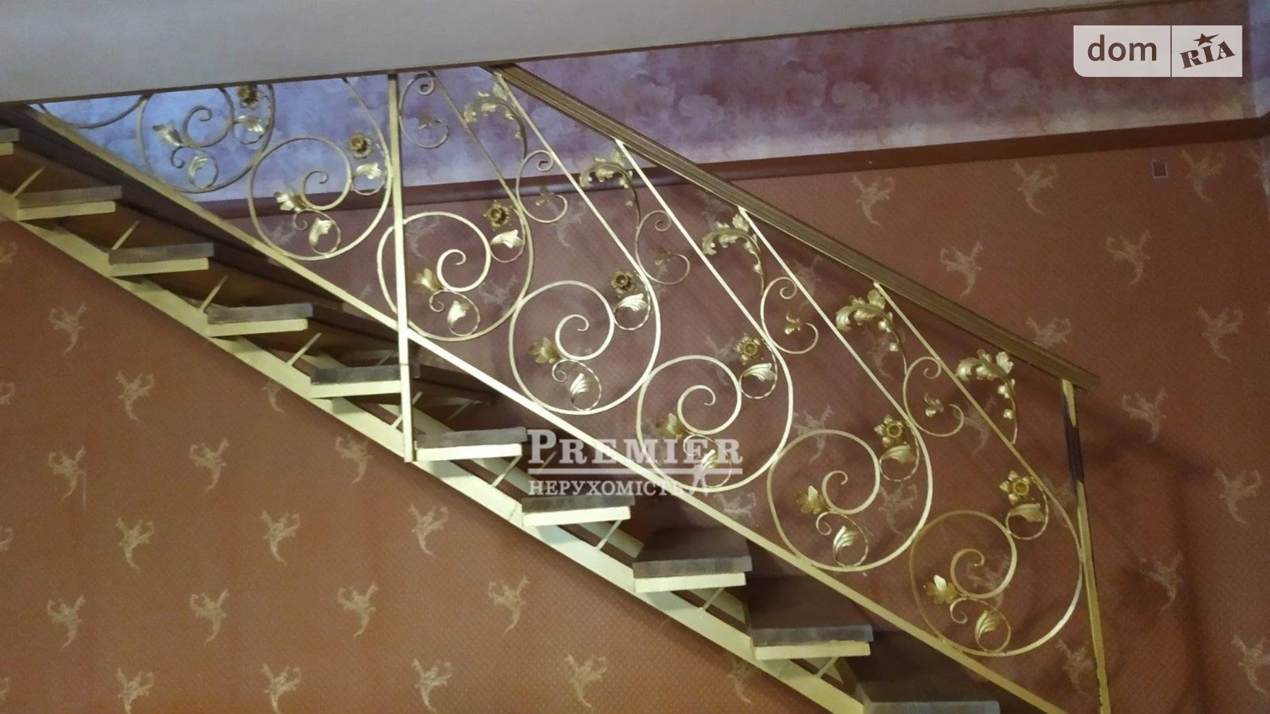 Продается дом на 2 этажа 240 кв. м с камином, цена: 80000 $ - фото 3