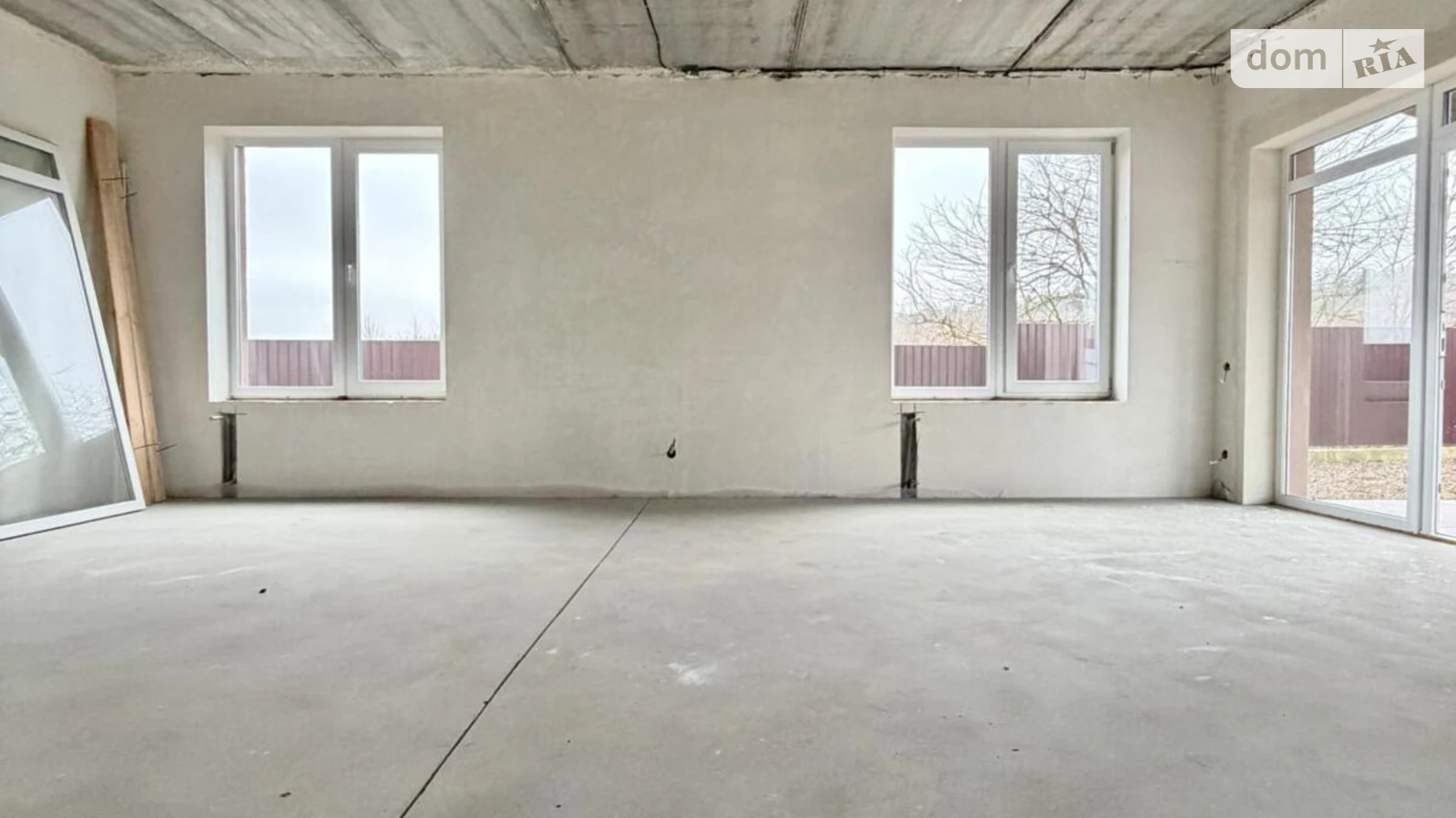 Продается дом на 2 этажа 140 кв. м с камином, цена: 130000 $ - фото 4