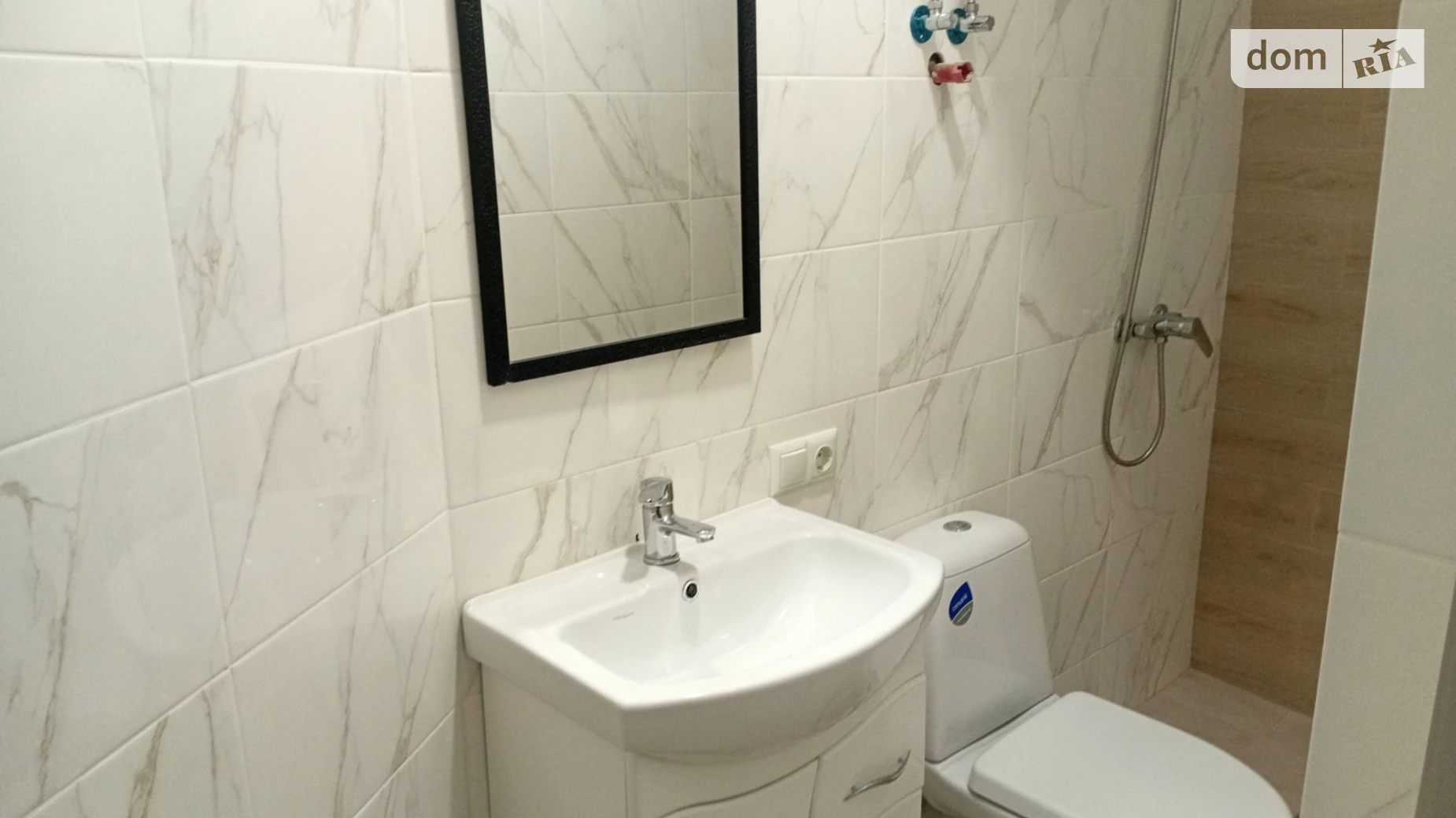 Продается 1-комнатная квартира 24.7 кв. м в Одессе, ул. Люстдорфская дорога - фото 2