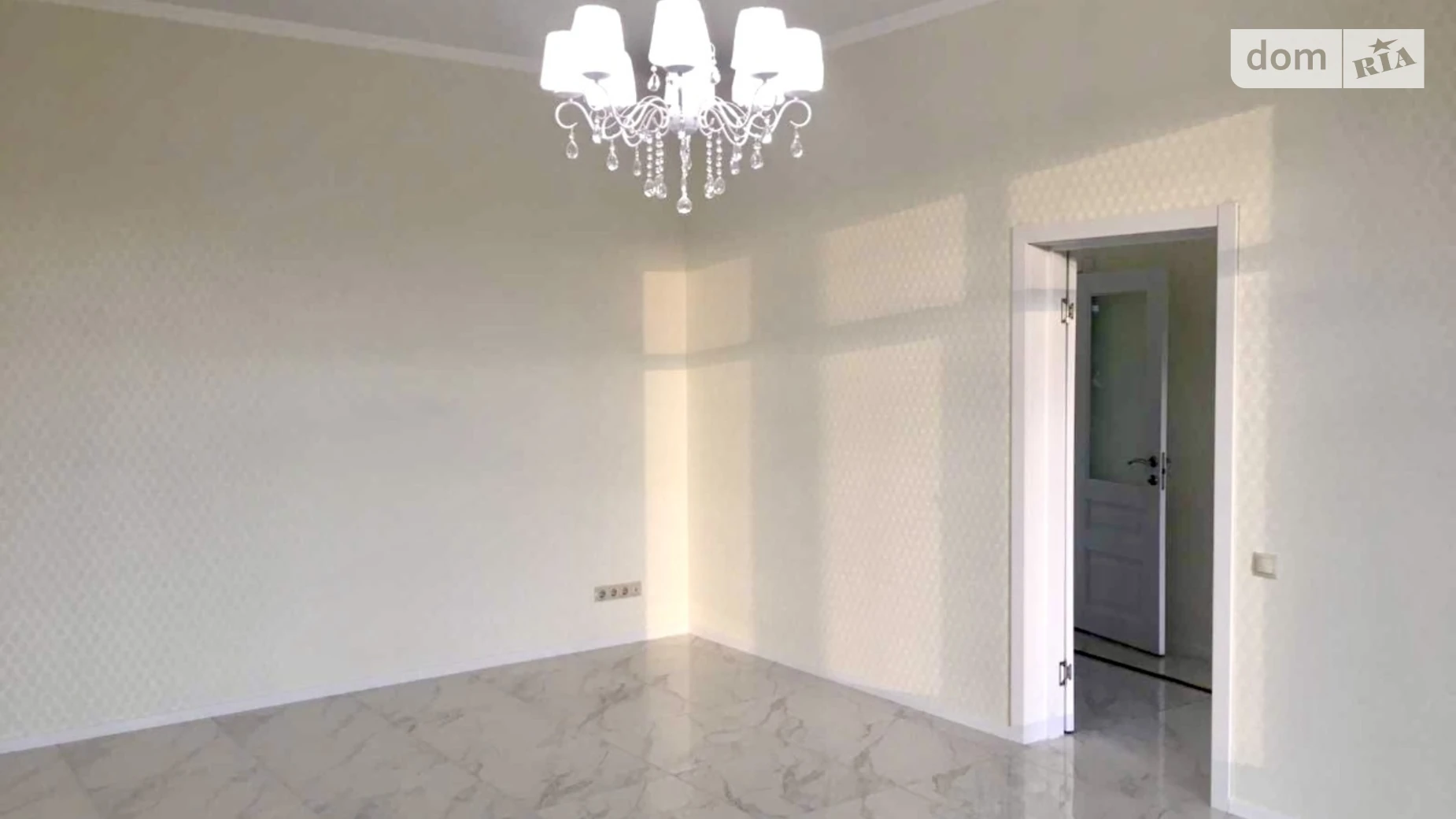 Продается одноэтажный дом 140 кв. м с садом, цена: 200000 $ - фото 4