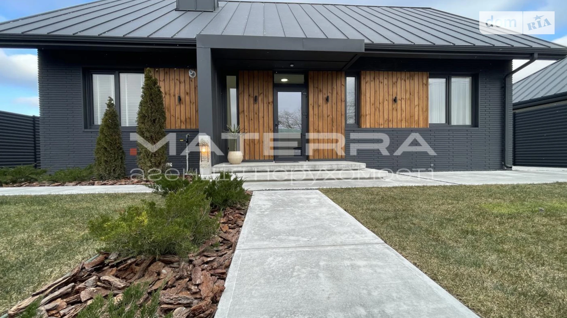 Продается дом на 2 этажа 114 кв. м с камином, цена: 229000 $ - фото 3