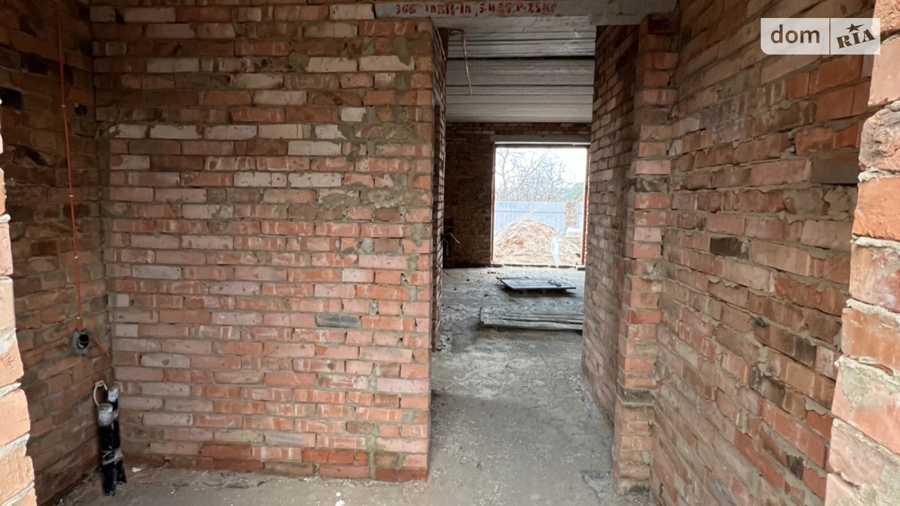 Продается дом на 2 этажа 105 кв. м с мансардой, цена: 110000 $ - фото 4