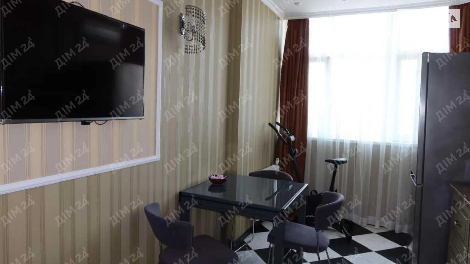 Продается 2-комнатная квартира 67 кв. м в Полтаве, ул. Соборности(Октябрьская) - фото 3