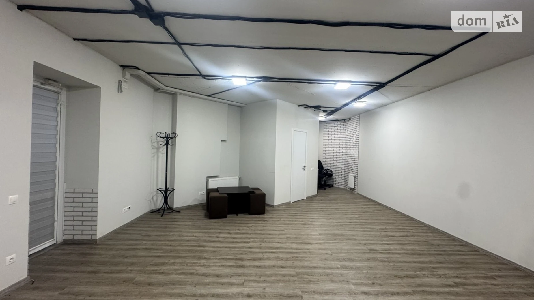 Продается помещения свободного назначения 56 кв. м в 10-этажном здании, цена: 63000 $ - фото 2