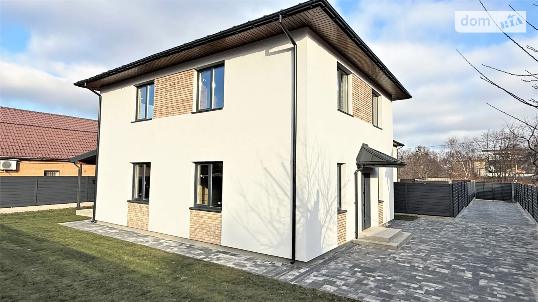 Продается дом на 2 этажа 154 кв. м с балконом, цена: 175000 $ - фото 3