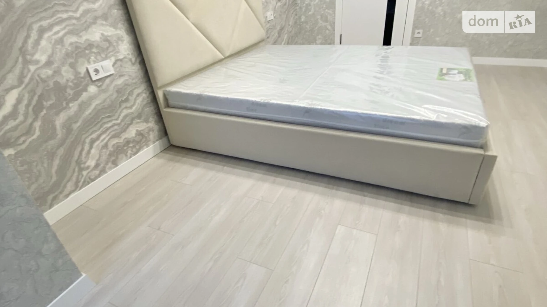 Продается 1-комнатная квартира 46 кв. м в Виннице, ул. Профессора Шульги, 17 - фото 2