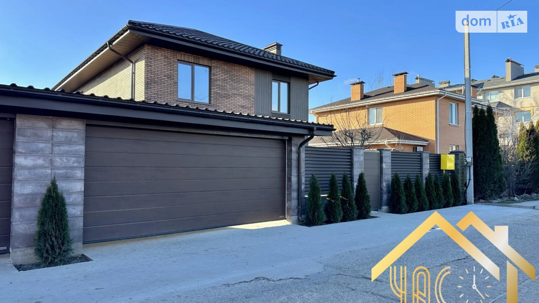 Продается дом на 2 этажа 175 кв. м с камином, цена: 210000 $ - фото 2