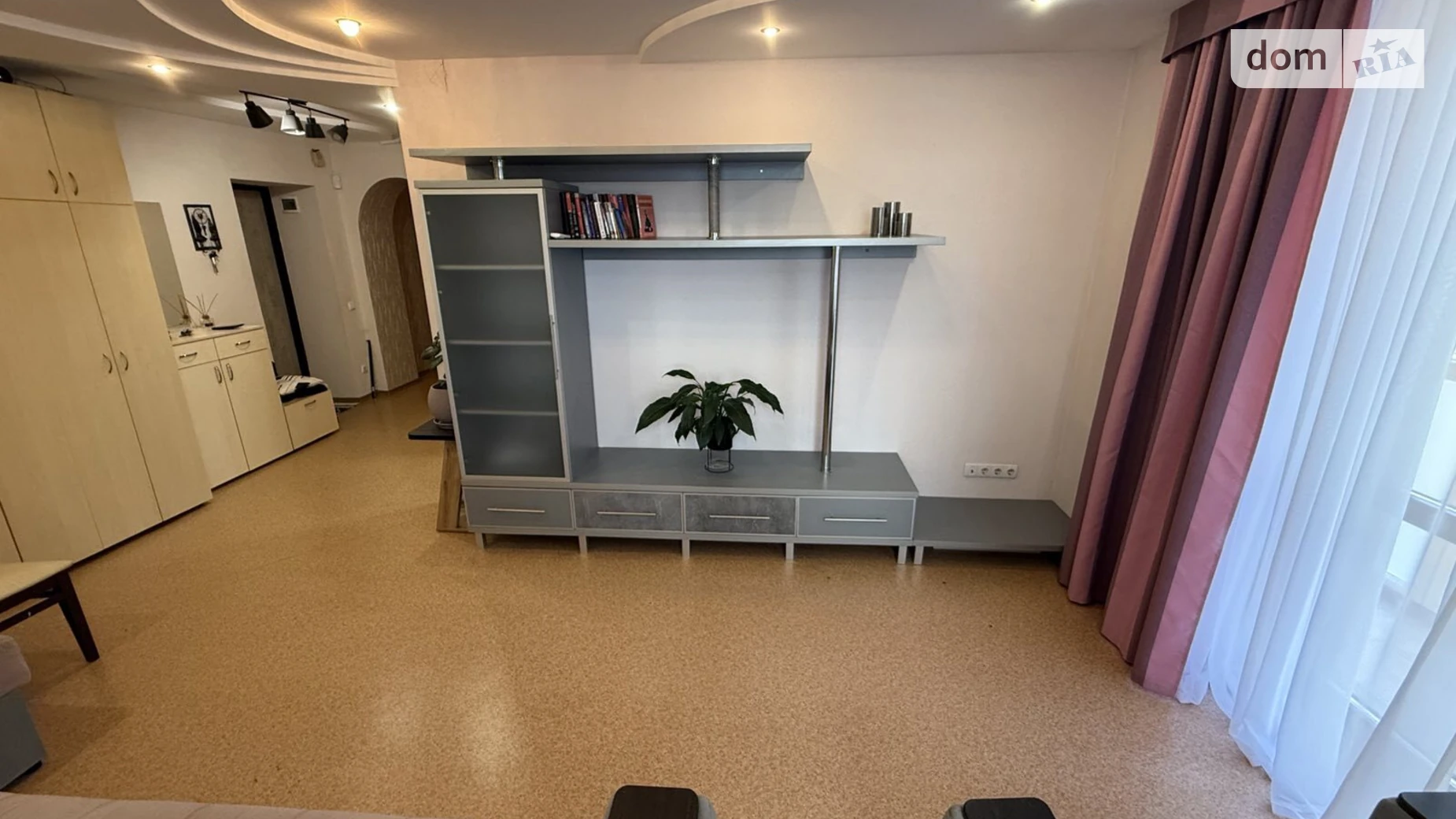 Продается 3-комнатная квартира 68.4 кв. м в Полтаве, цена: 68000 $ - фото 3