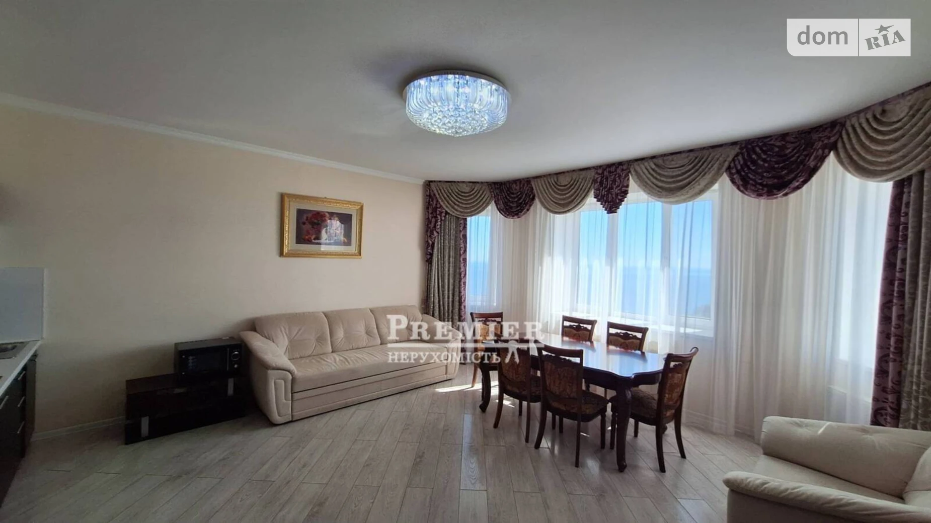 Продается 1-комнатная квартира 70.1 кв. м в Черноморске, цена: 80000 $ - фото 2