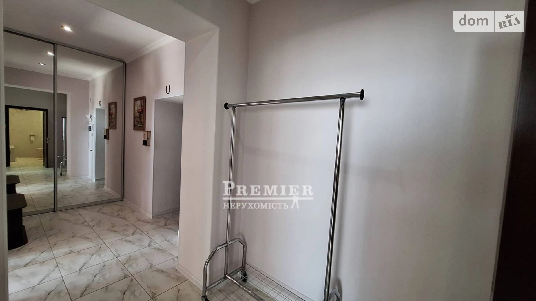 Продается 1-комнатная квартира 70.1 кв. м в Черноморске, цена: 80000 $ - фото 4