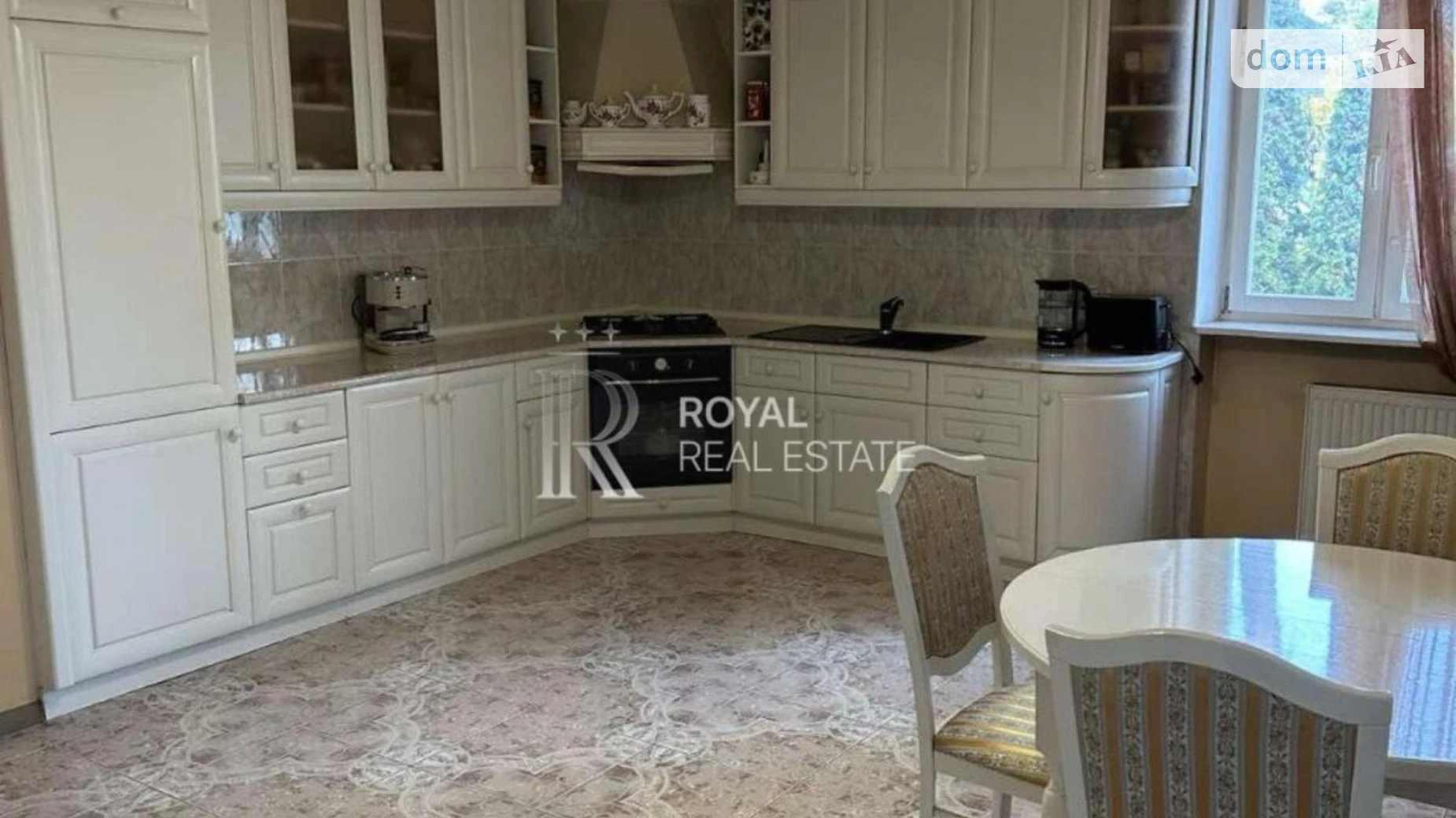 Продается дом на 3 этажа 428.9 кв. м с баней/сауной, цена: 266000 $ - фото 2