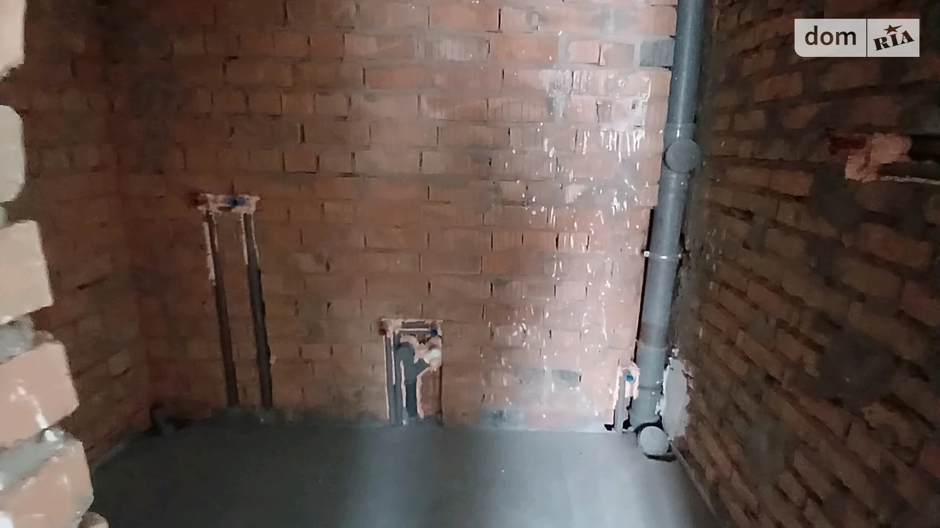 Продается 2-комнатная квартира 42 кв. м в Буче, ул. Ивана Кожедуба, 3А - фото 2