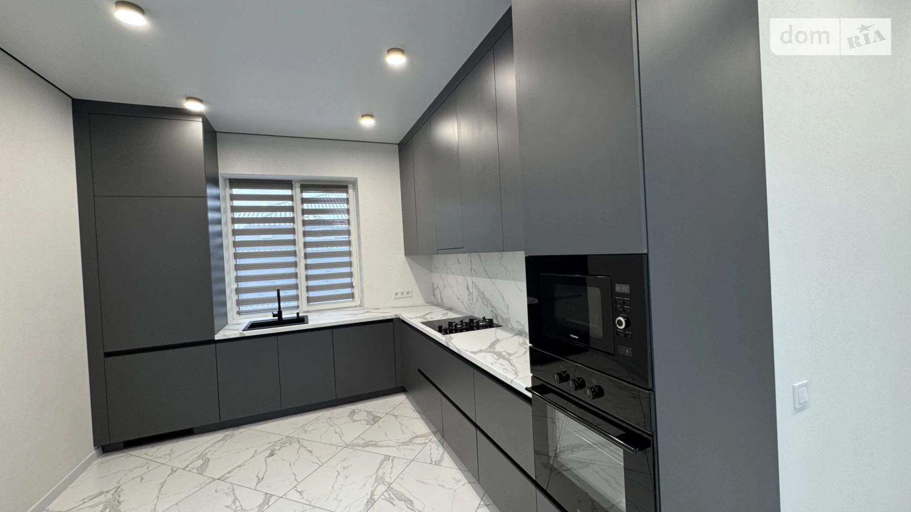 Продается одноэтажный дом 120 кв. м с камином, цена: 260000 $ - фото 2