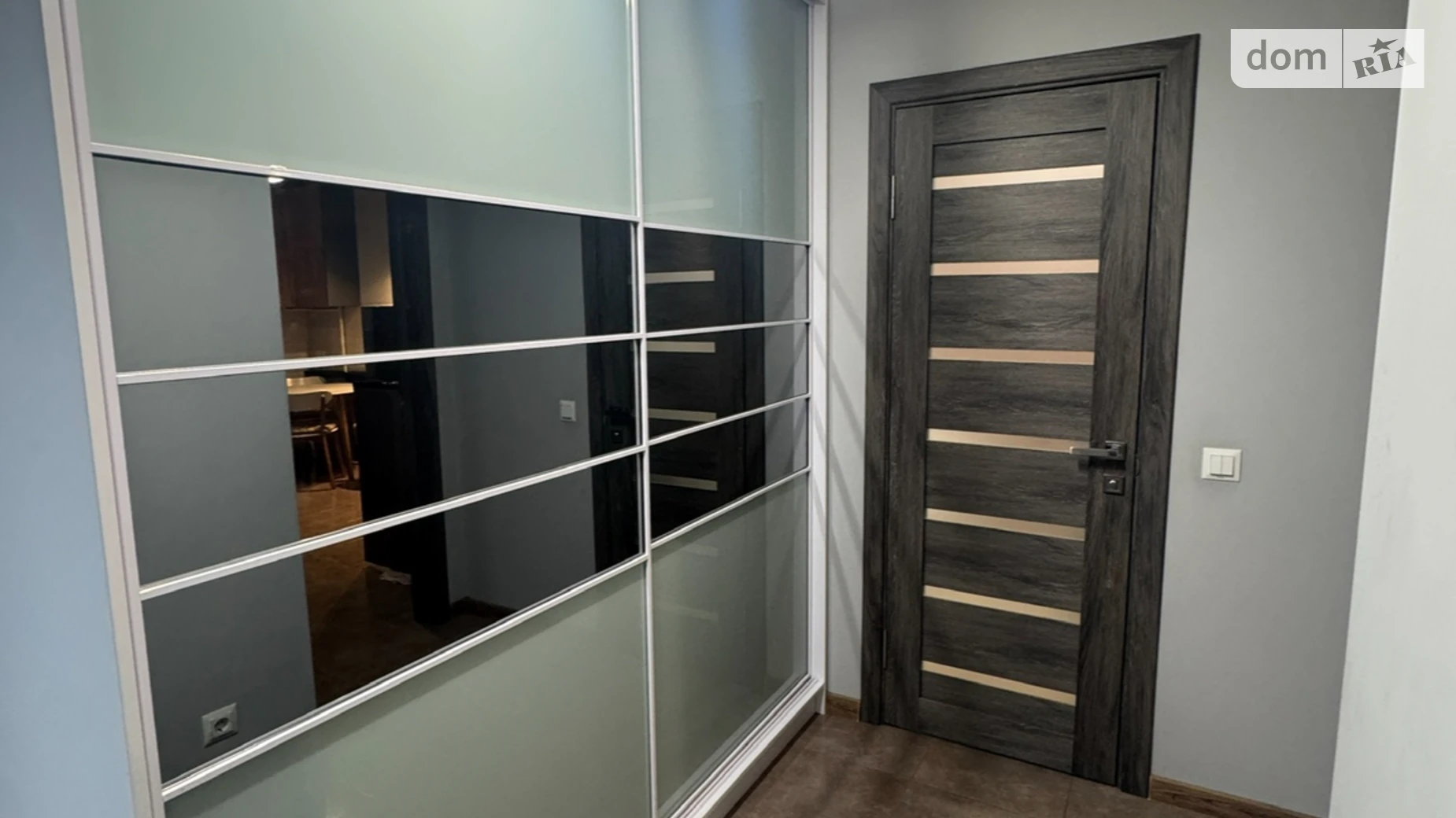 Сдается в аренду 1-комнатная квартира 46 кв. м в Ужгороде, ул. Гленца, 14 - фото 4