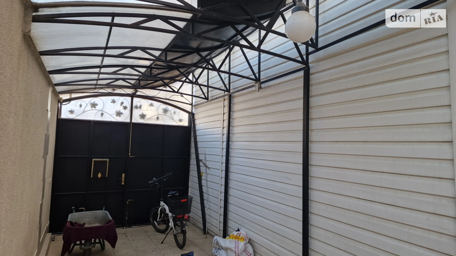 Продается дом на 2 этажа 76 кв. м с садом, цена: 81000 $ - фото 3