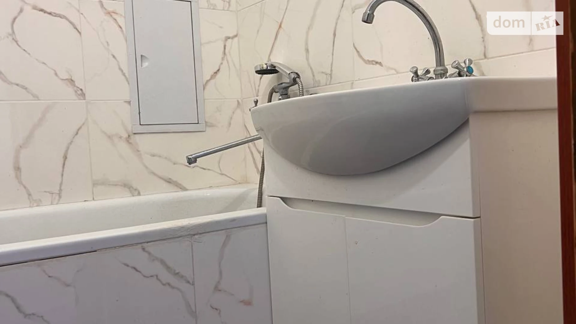 Сдается в аренду 2-комнатная квартира 55 кв. м в Хмельницком, ул. Заречанская, 32 - фото 2