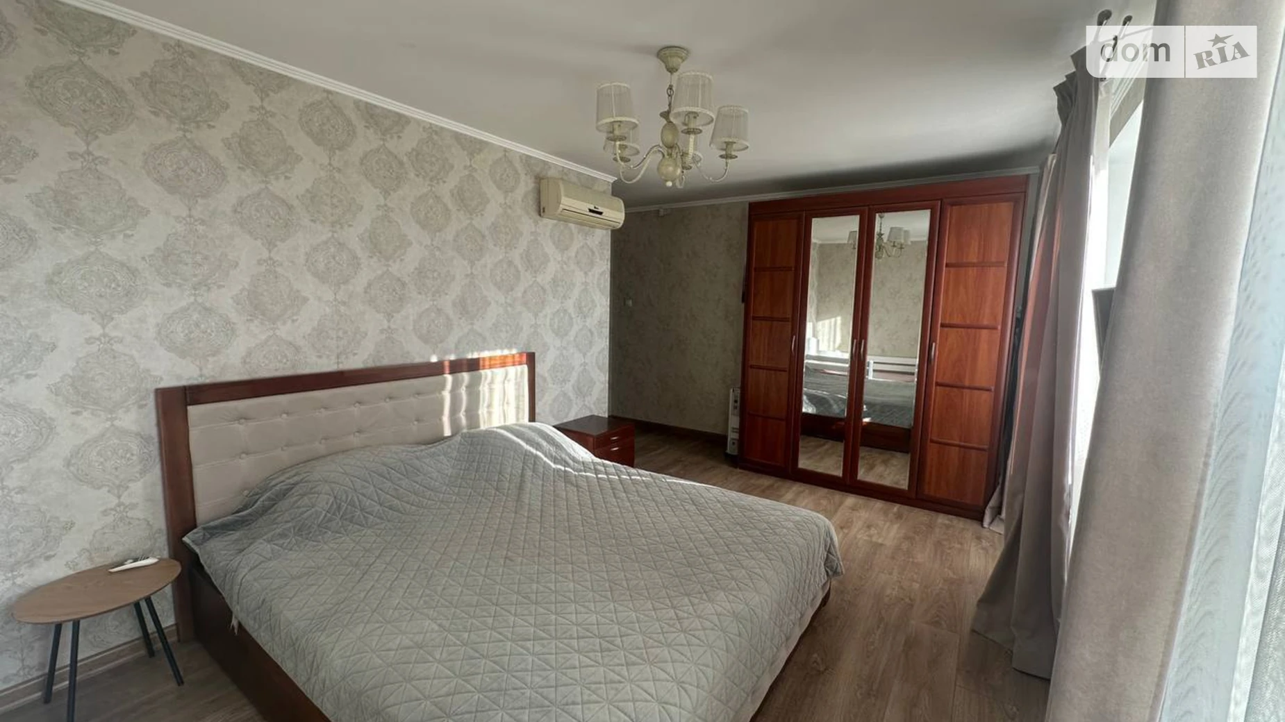 Продается 2-комнатная квартира 70.7 кв. м в Ровно, ул. Соборная - фото 4