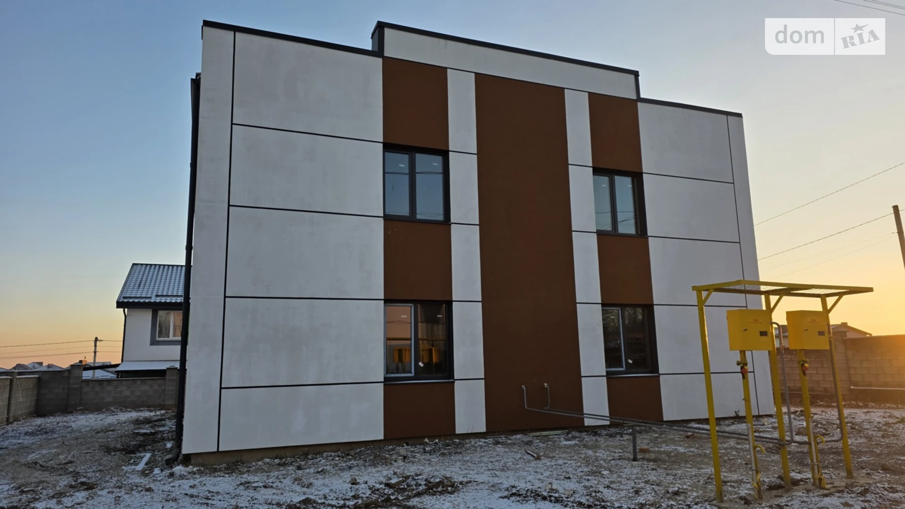 ул. Кулика и Гудачека(Макарова) Авторынок Ровно, цена: 75000 $ - фото 2