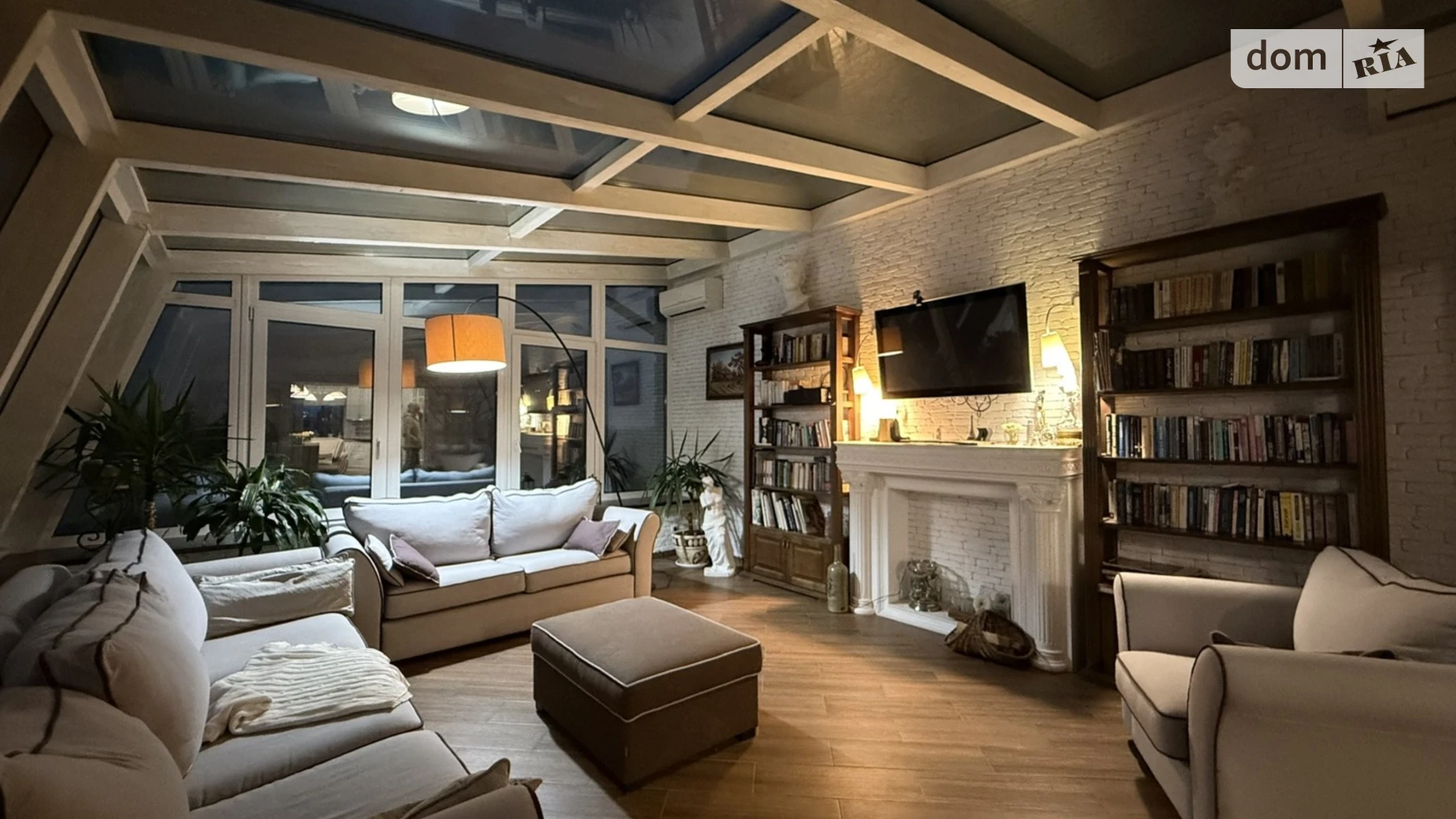 Продается 2-комнатная квартира 139.8 кв. м в Полтаве, цена: 245000 $ - фото 2